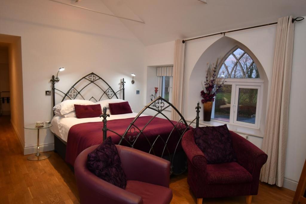 Tudor Lodge Bed & Breakfast Manorbier Ngoại thất bức ảnh